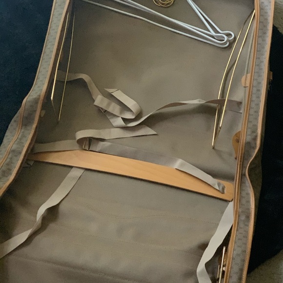 Authentic Vintage Gucci Garment Bag - Picture 4 of 16